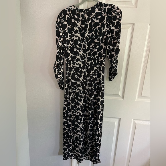 NWT GAP medium black & white tall midi dress with 3/4 sleeves - Picture 2 of 3